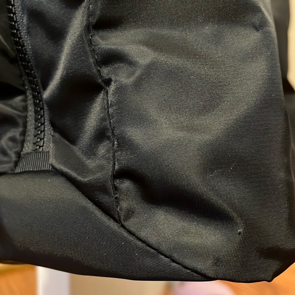 Lululemon Double Up Tote - Black - Picture 5 of 16